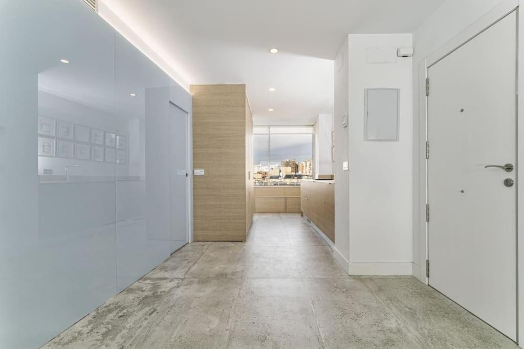 Moderno Y Completo Apartamento Frente Al Mar Malaga Ngoại thất bức ảnh