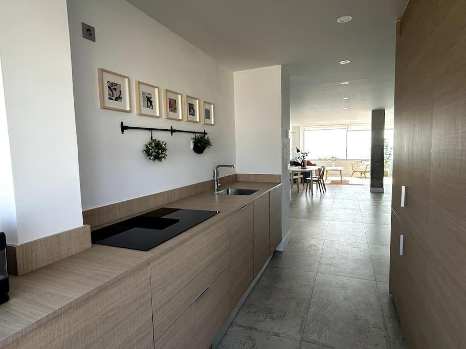 Moderno Y Completo Apartamento Frente Al Mar Malaga Ngoại thất bức ảnh