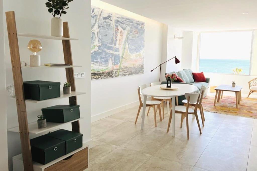 Moderno Y Completo Apartamento Frente Al Mar Malaga Ngoại thất bức ảnh