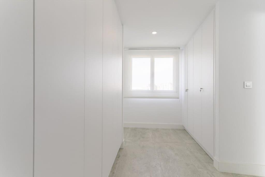 Moderno Y Completo Apartamento Frente Al Mar Malaga Ngoại thất bức ảnh