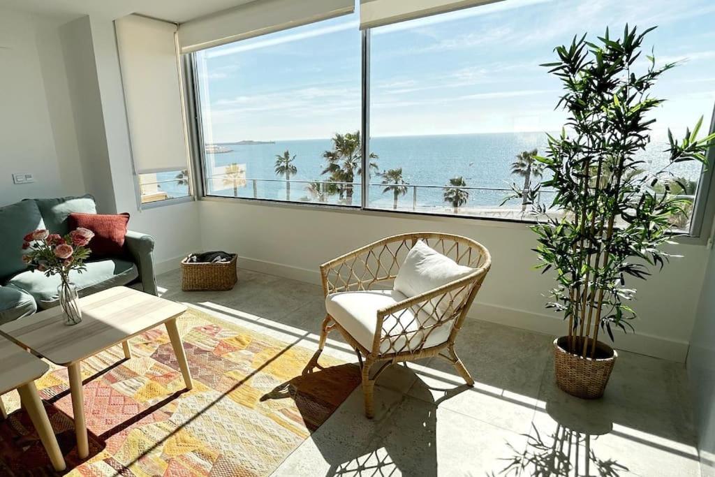 Moderno Y Completo Apartamento Frente Al Mar Malaga Ngoại thất bức ảnh