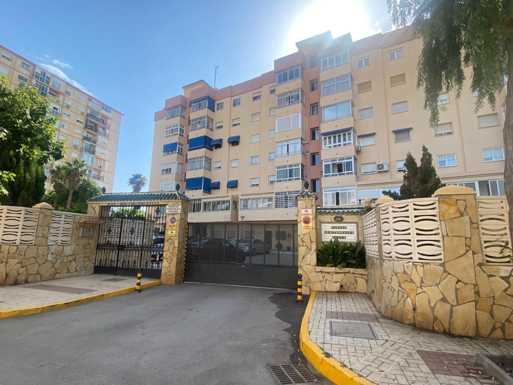 Moderno Y Completo Apartamento Frente Al Mar Malaga Ngoại thất bức ảnh